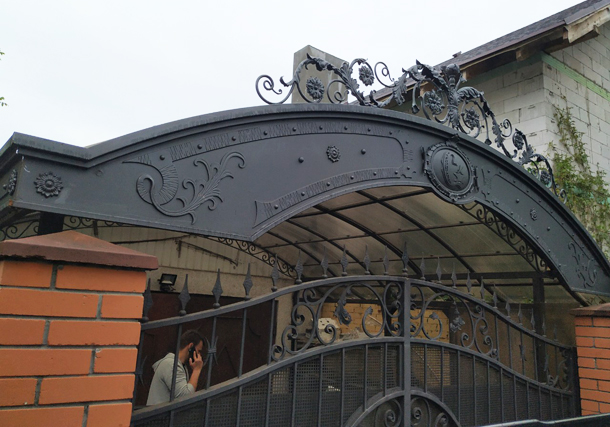 Козирок з полікарбонату Київ