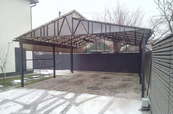 Навес над крыльцом поликарбонат цена в Киеве